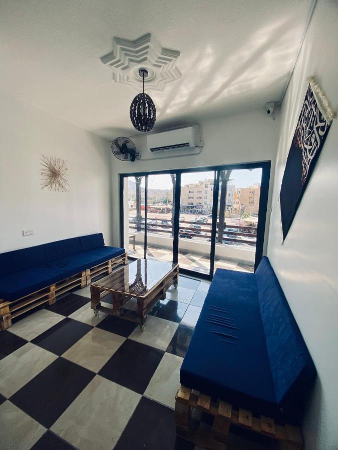 Friends Oasis Hostel Aqaba Exterior photo